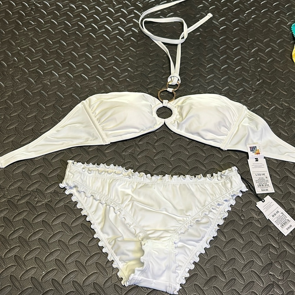 Shade & Shore White Bikini Set